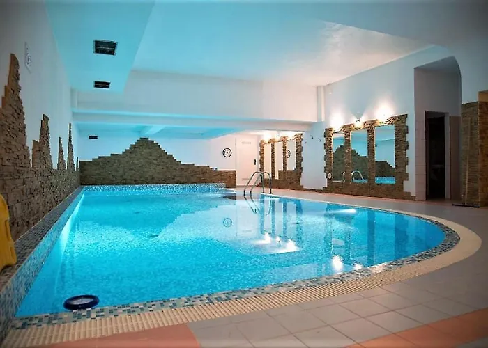 Radowid 14 W Centrum Z Basenem Appartement